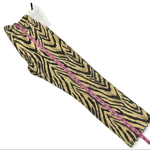 Current/Elliott The Ruby Crop Ankle Jeans in Natural Zebra - Picture 11 of 12